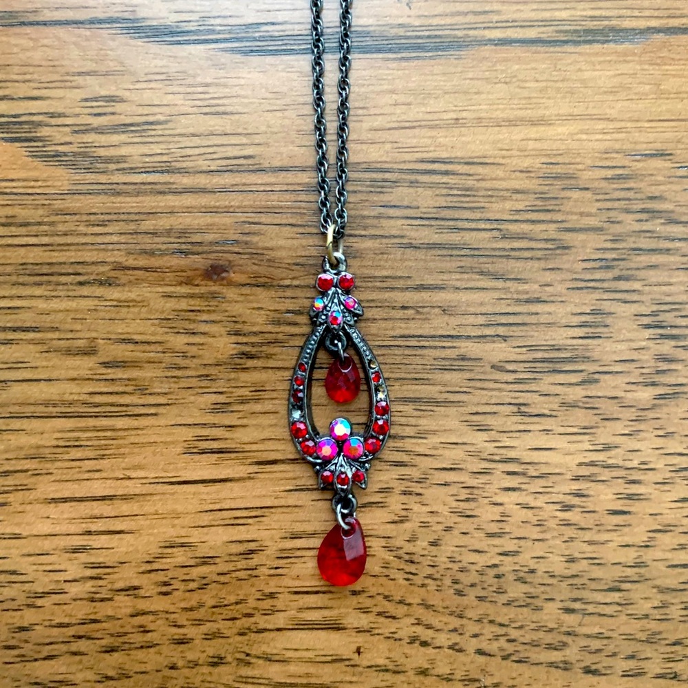 Black and red pendant necklace